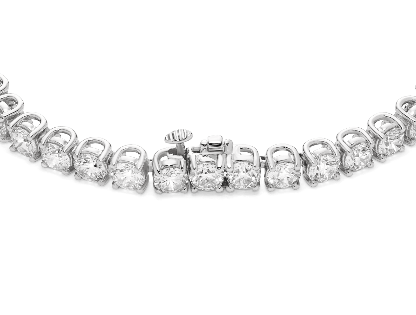 Large_0.25ct_tennis_bracelet_clasp_0d80ca5c-aa4c-44d5-a489-8baf0677c0f7.png